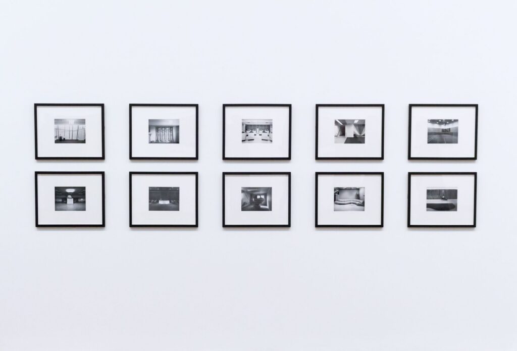 How I Actually Plan a Gallery Wall - wall art