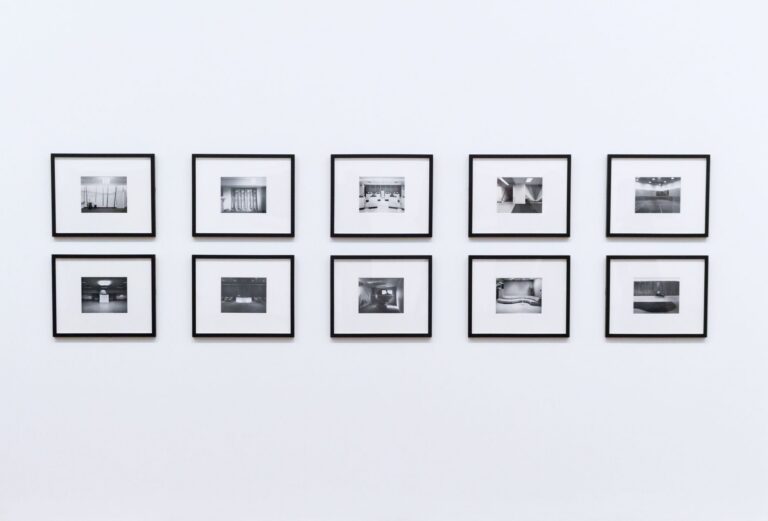 How I Actually Plan a Gallery Wall - wall art