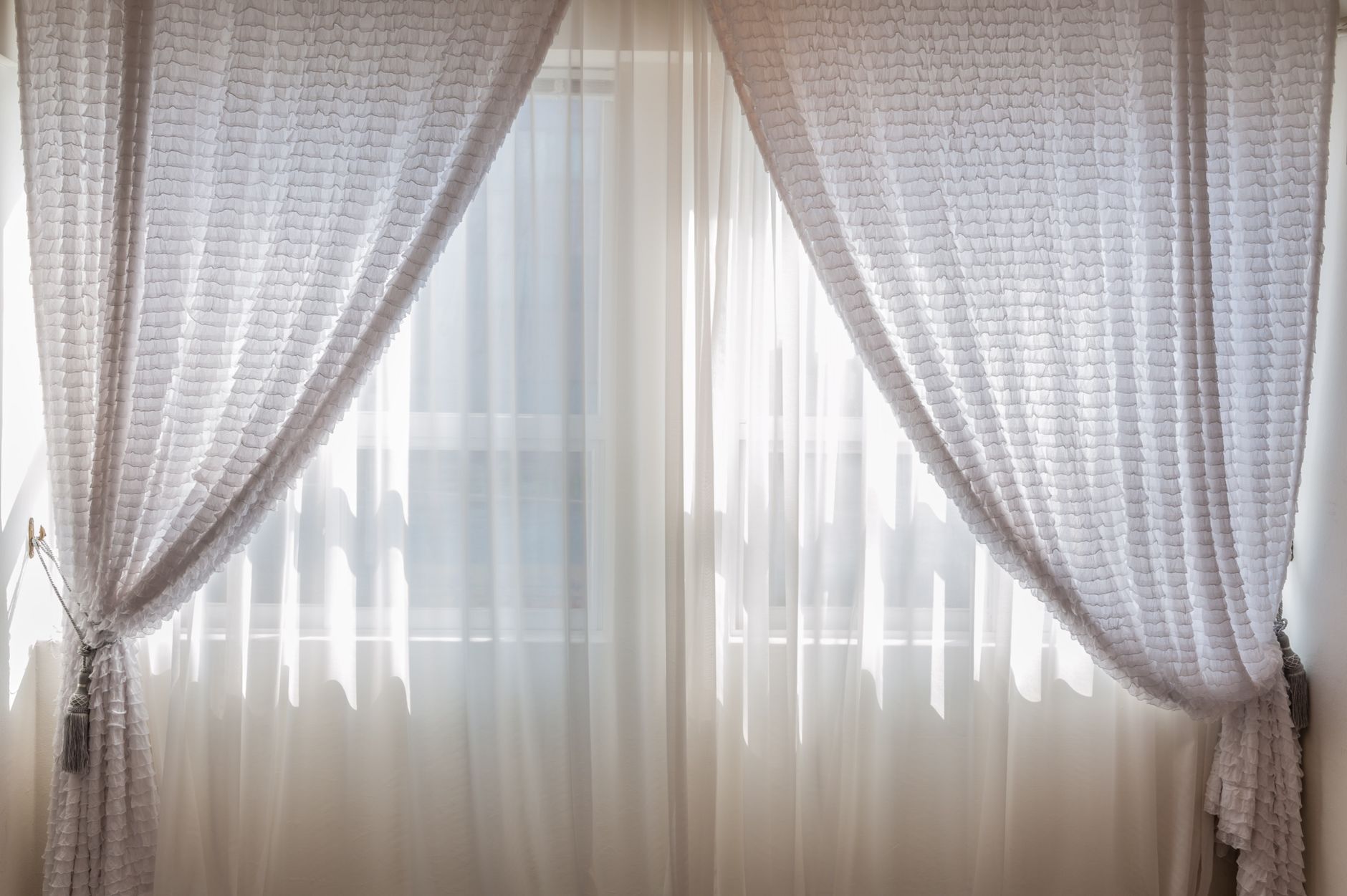 How Wide Should a Curtain Rod Be? The Math I Use - windows & curtains