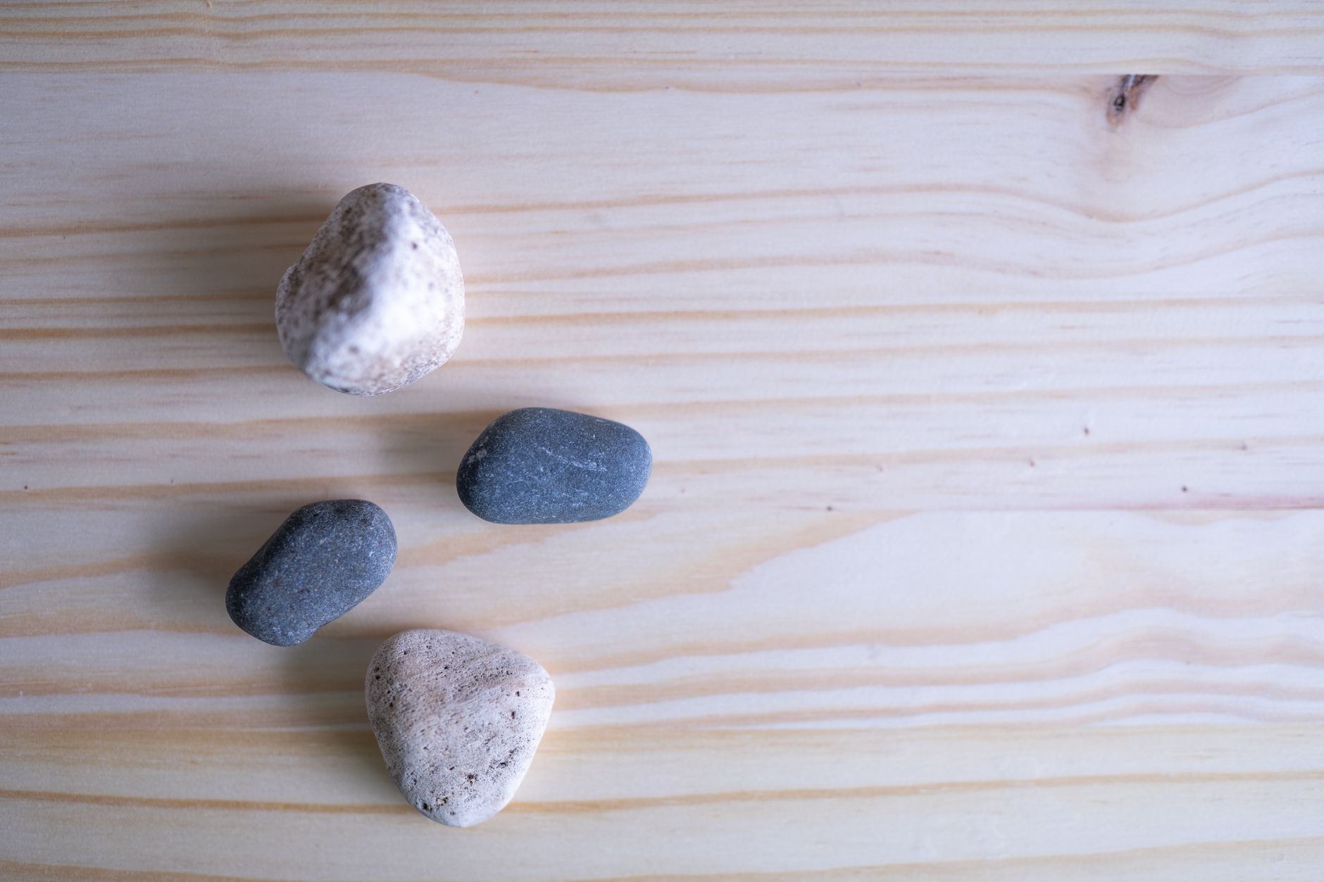 Finding the Right Balance of Matte and Reflective Surfaces - mixing materials